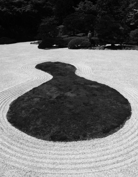 Sand & stone garden (karesansui) which celebrates the "beauty of blank space".